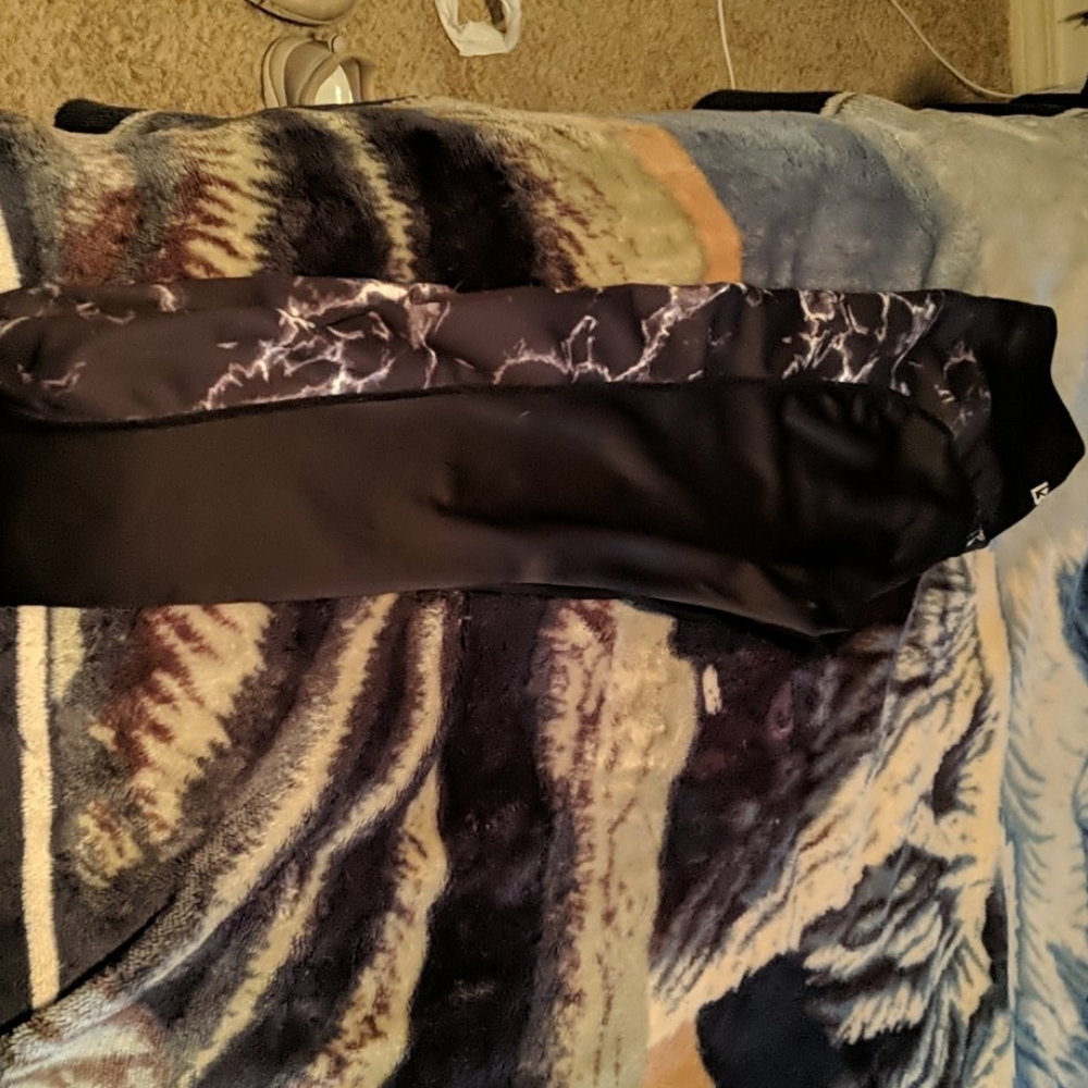 Black and marble leggings